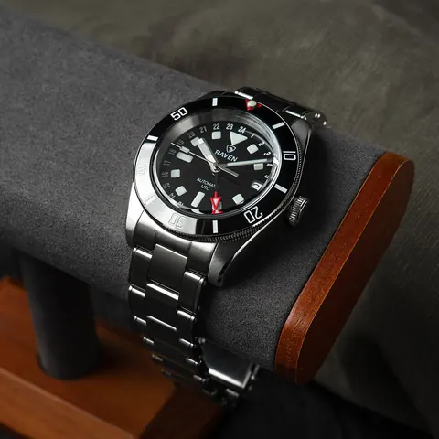 Raven Custom - 39mm GMT Diver
