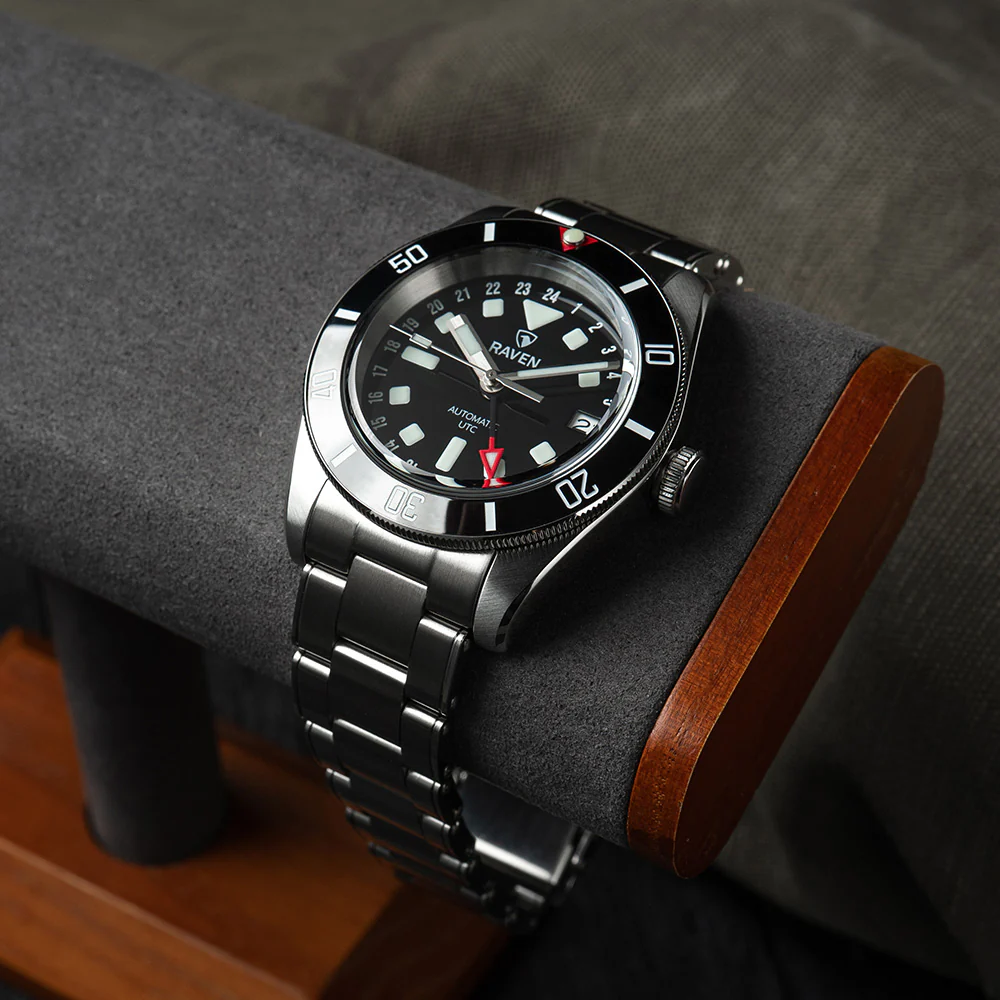 Raven Custom - 39mm GMT Diver