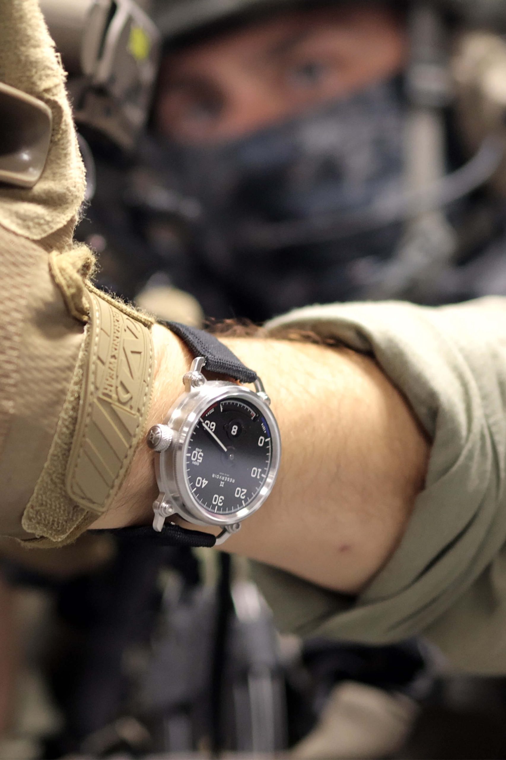 RESERVOIR watch x GIGN thumbnail 4