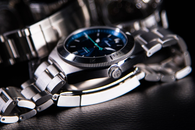 Reverie Diver - An Elegant & Functional Dive Watch thumbnail 4