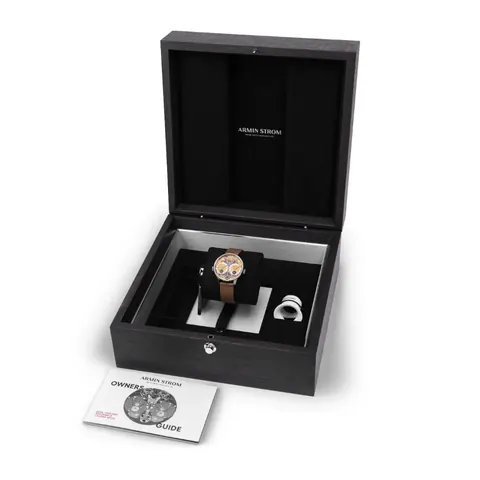 Armin Strom Ã— Revolution Dual Time GMT Resonance œTremblage