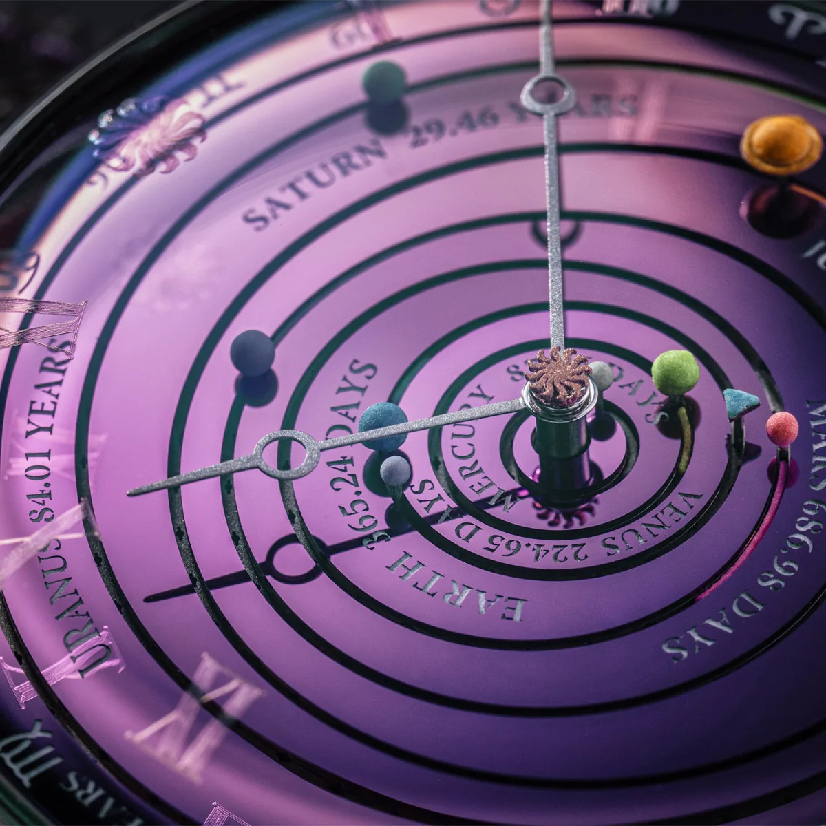 Christiaan van der Klaauw × Revolution Grand Planetarium Eccentric Si14 (Silicium) thumbnail 3