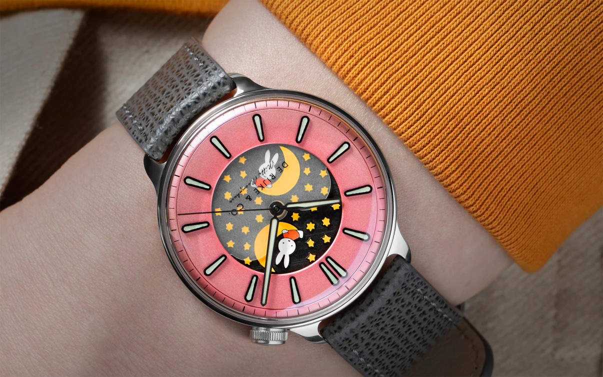 REVOLUTION x De Rijke & Co. Miffy Double Moonphase œBlack & Pink
