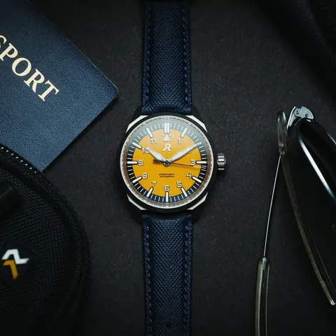 Resolute Type A - Medallion Yellow