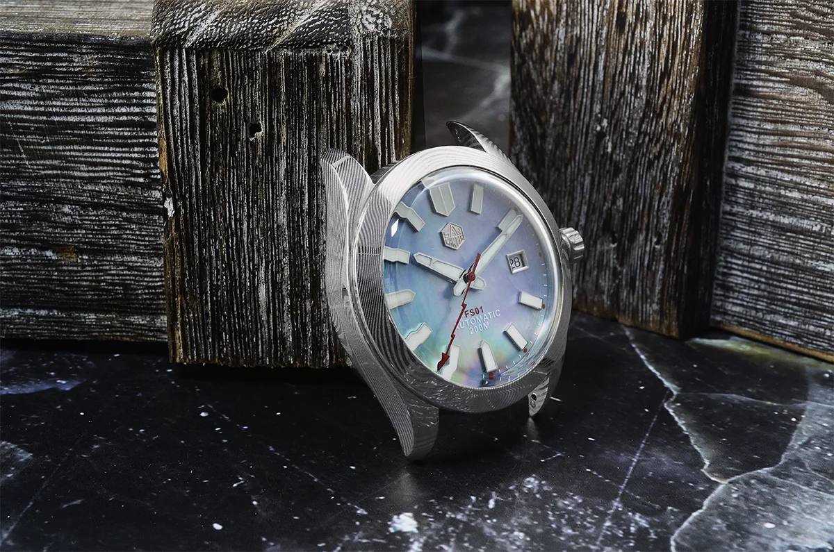 San Martin special edition FS-01 damascus dive watch the Barracuda Eye thumbnail 2
