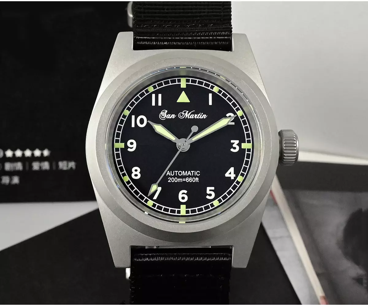 SAN MARTIN mechanical diving watch 200 meters waterproof SN004-G-V3 with pencil hands thumbnail 2
