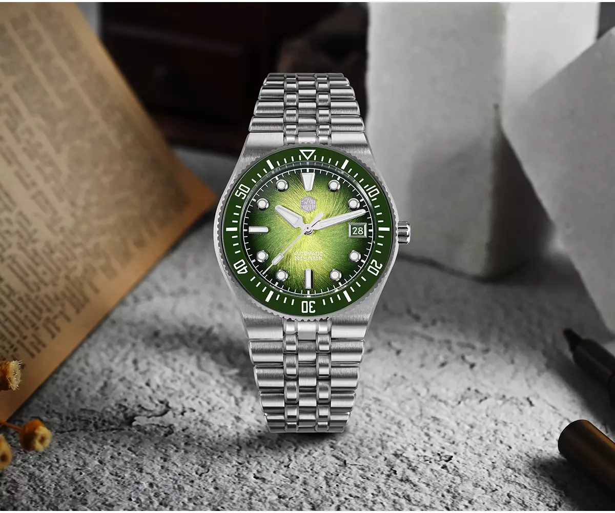 San Martin Watches New SN0148-GB 40mm Miyota 9015 Movement New Watch Case Mechanical Watch BGW-X1 Lume Gradient Dial Bar Hand 200M Water Resistant thumbnail 2