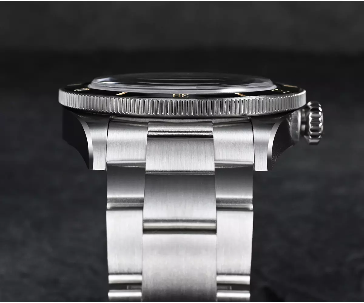 SAN MARTIN SN004-G-A1 and A2 38MM New Upgraded 6200 mechanical diving watch NH35 200 meters waterproof thumbnail 2