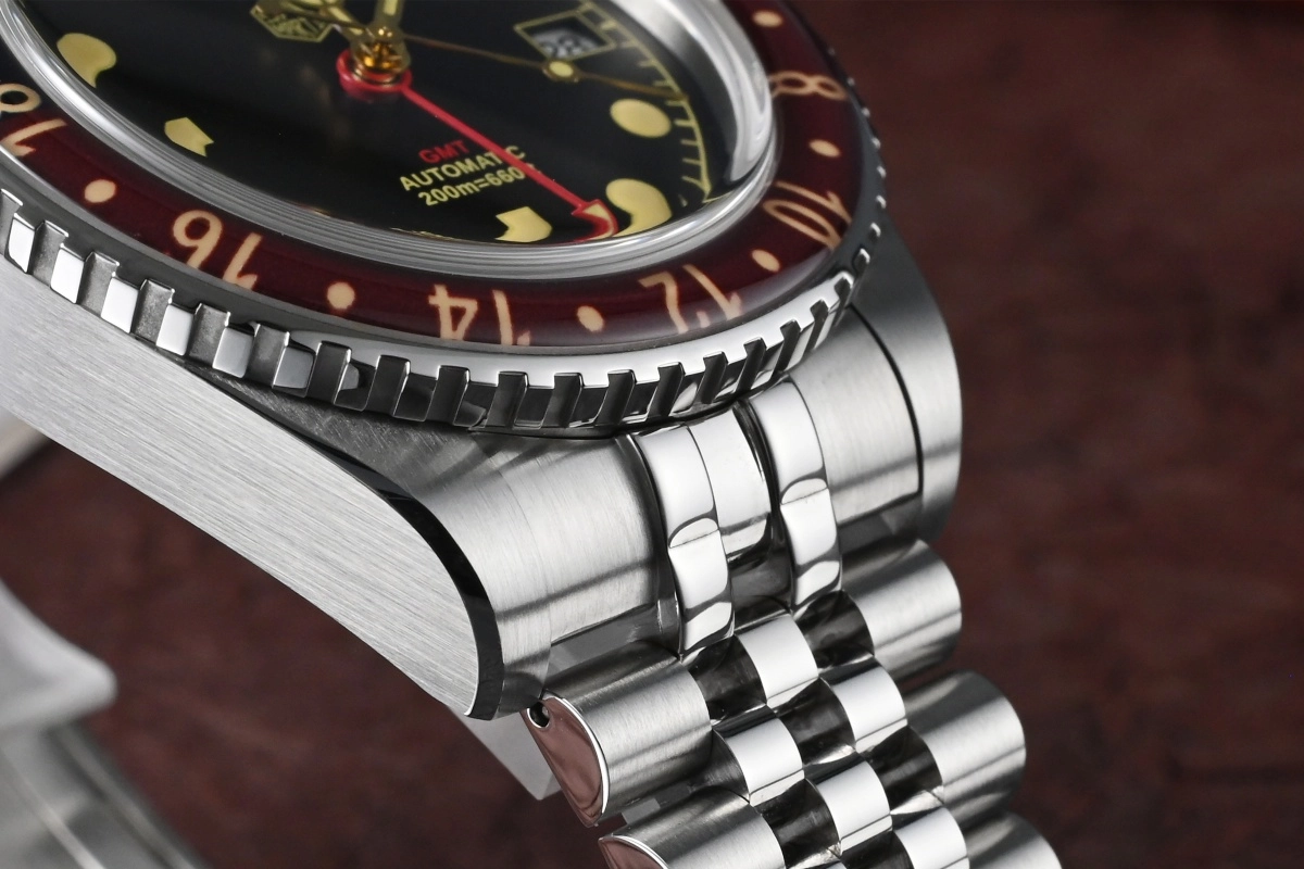 San Martin Watches New SN005-B-1S 40mm NH34 Movement New Clasp GMT Mechanical Watch C3 Lume 200M Water Resistant with deeper bezel insert color thumbnail 2