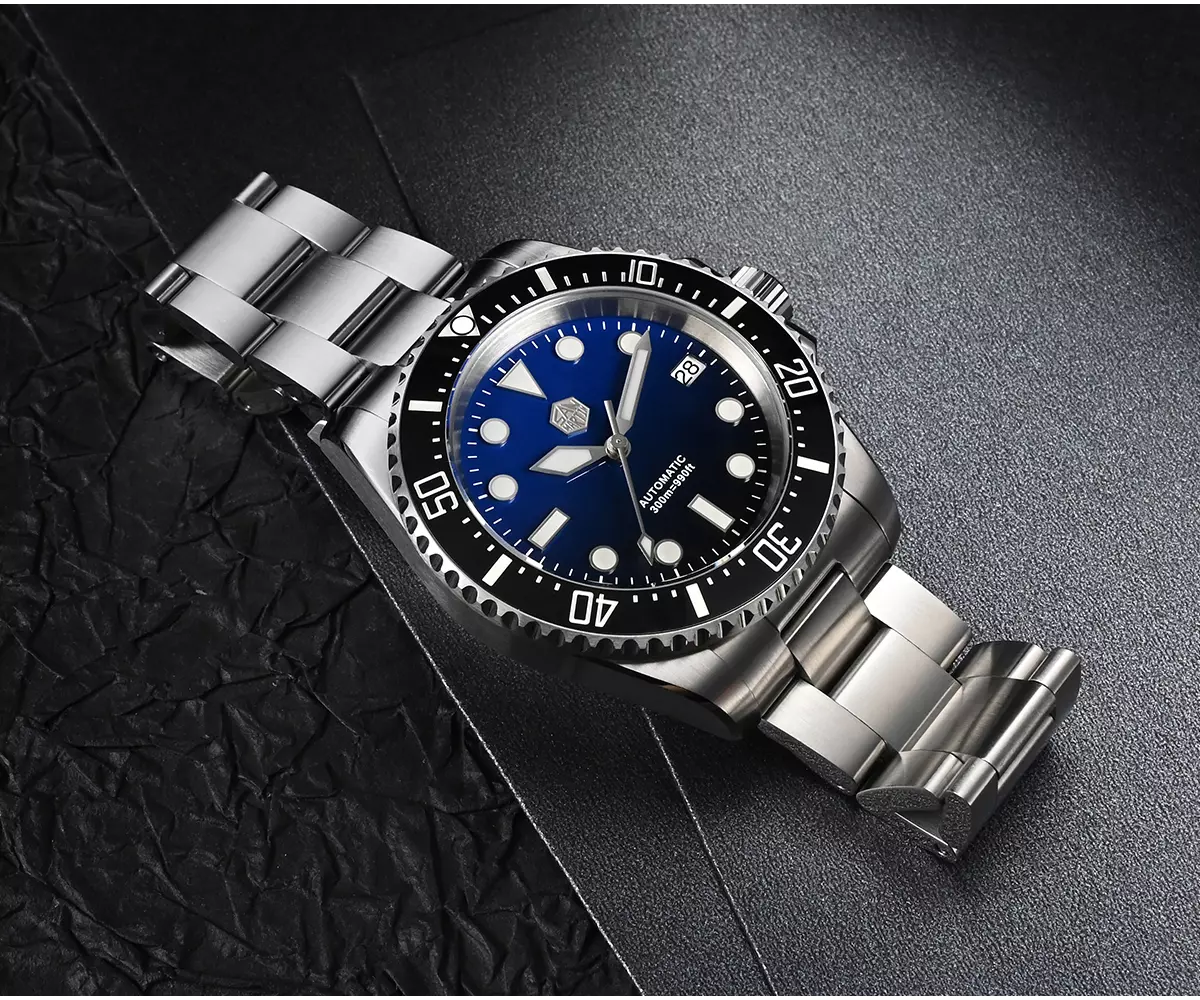 San Martin Watches New SN0111-G-A3 and A4 Men Diving Watch NH35 Automatic Mechanical Wristwatch Sapphire 30 Bar BGW9 blue lume Fly Adjustable Clasp thumbnail 3