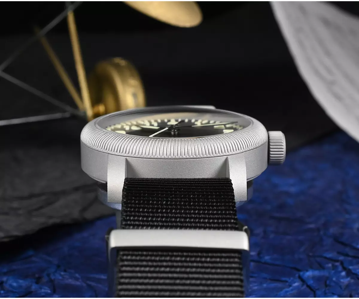 San Martin New SN0143-G 40mm YN55 Diving Watch Automatic Pilot Style Simple Mechanical Wristwatch Sapphire Nylon Strap Waterproof 100m thumbnail 2