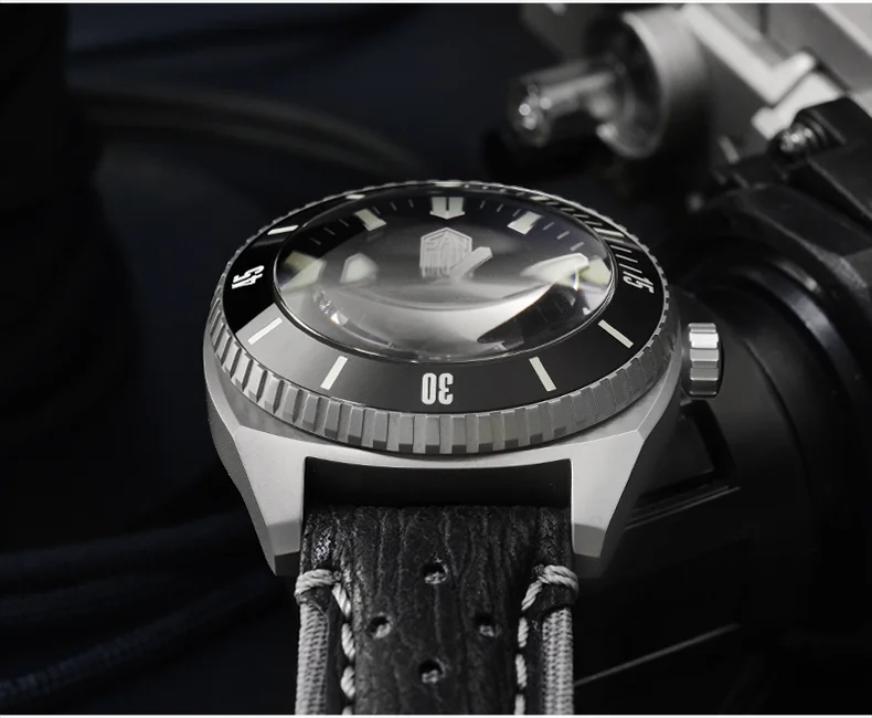 San Martin original design diving watch GR5 titanium metal mens mechanical watch limited edition SN027-T1 thumbnail 3