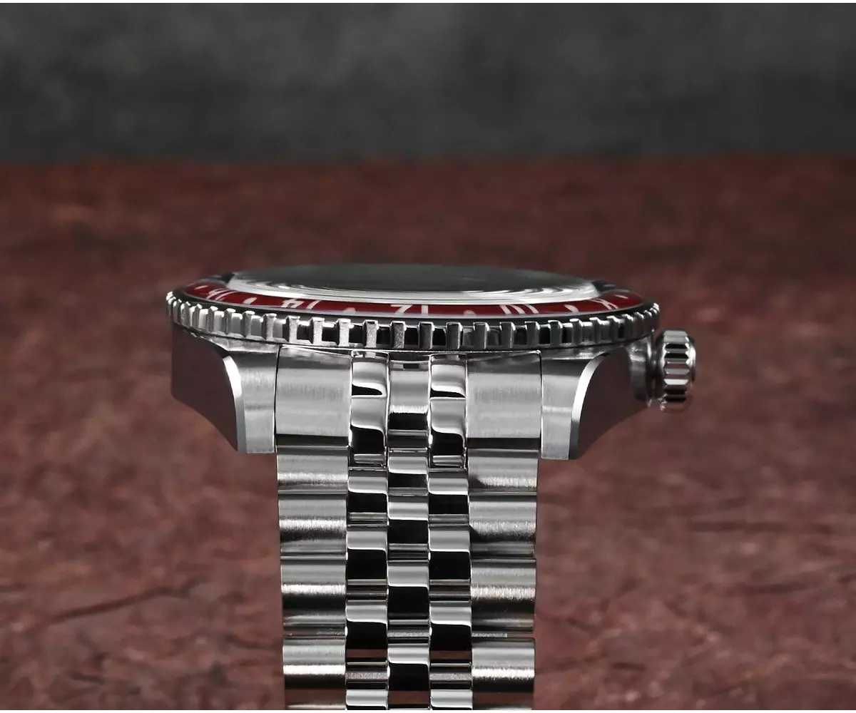 San Martin Watches 40mm GMT Mechanical Watch 200M Water Resistant SN005-GMT-4 thumbnail 2
