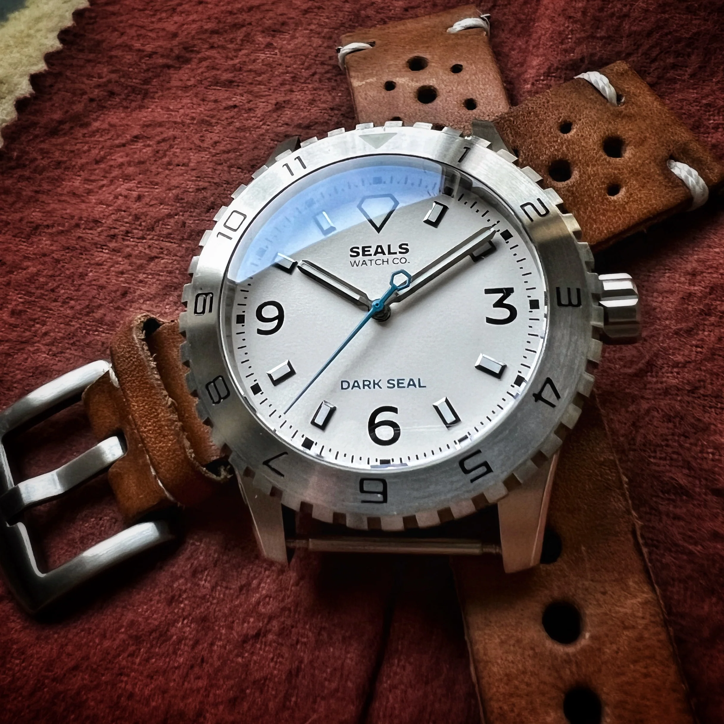 NEW: Dark Seal 12-Hour // Automatic Sport Watch thumbnail 2