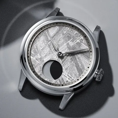 M1 Moonphase - Meteorite