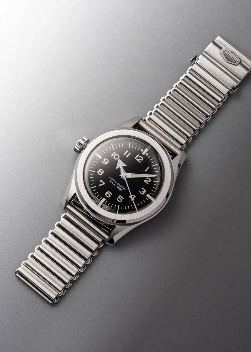 6190 California Field Chronometer selected view