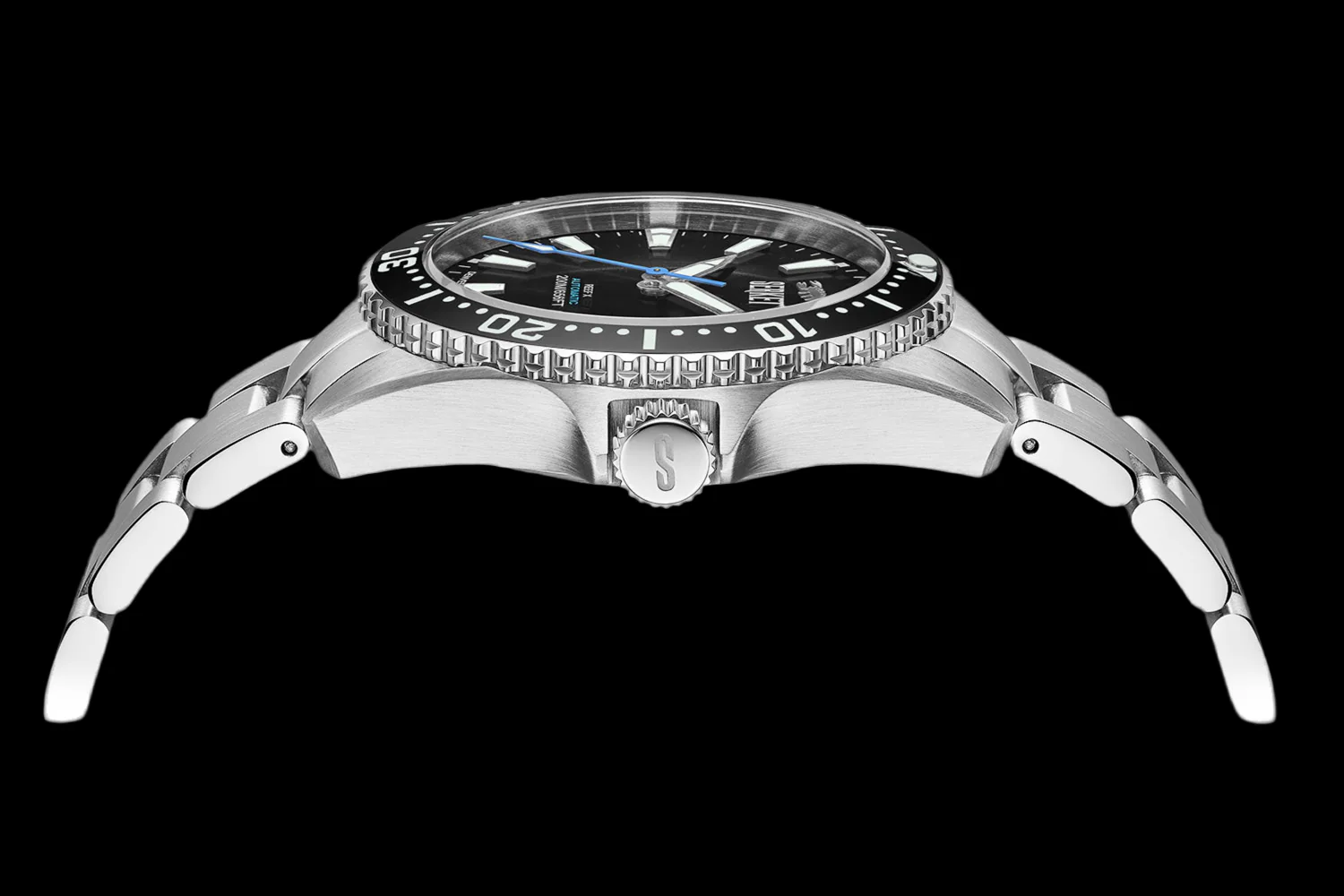 REEF X AUTOMATIC DIVER Onyx Black 43MM 3-Link Bracelet thumbnail 2