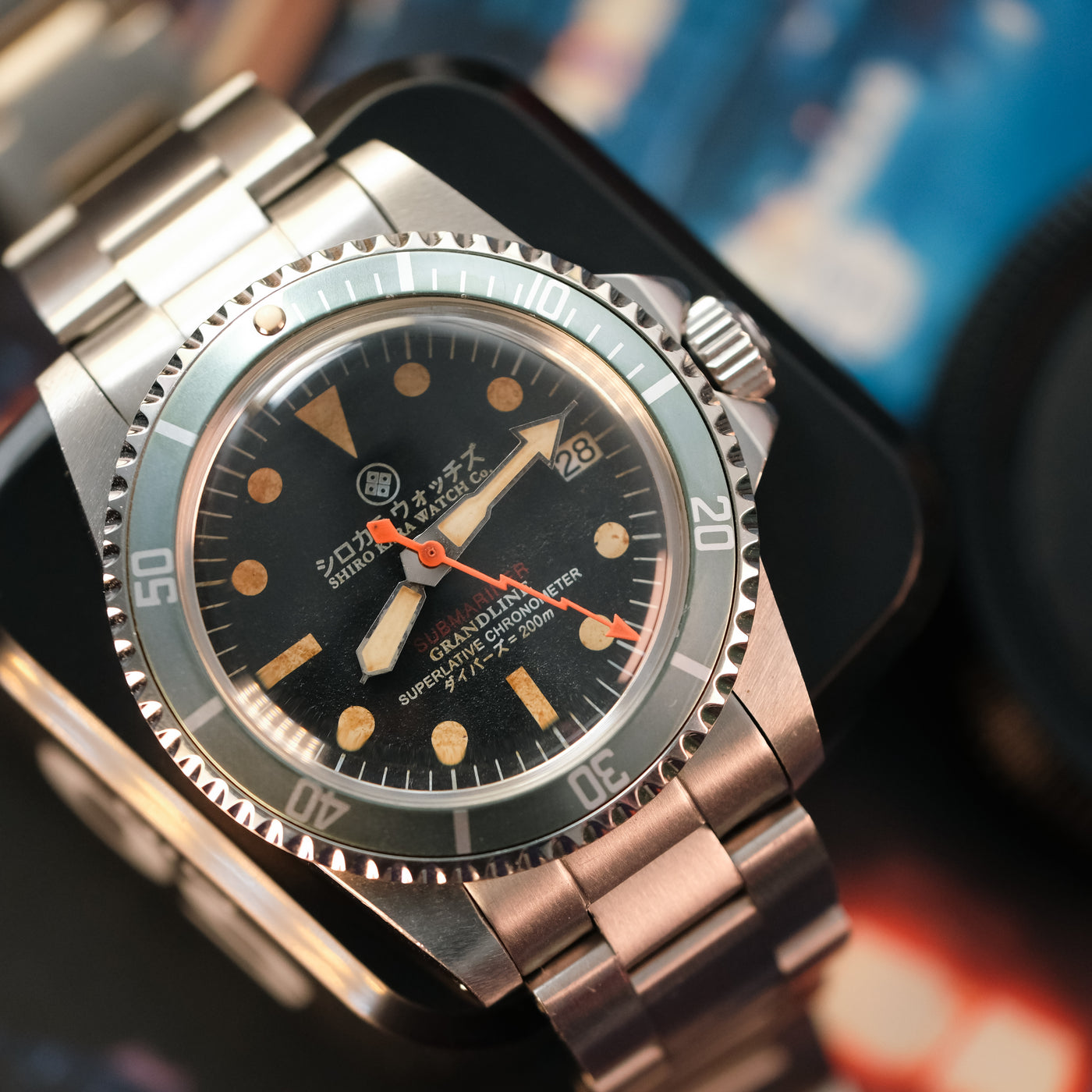 Shiro Kara Vintage (SKV) Diver: Grey Uzumaki selected view