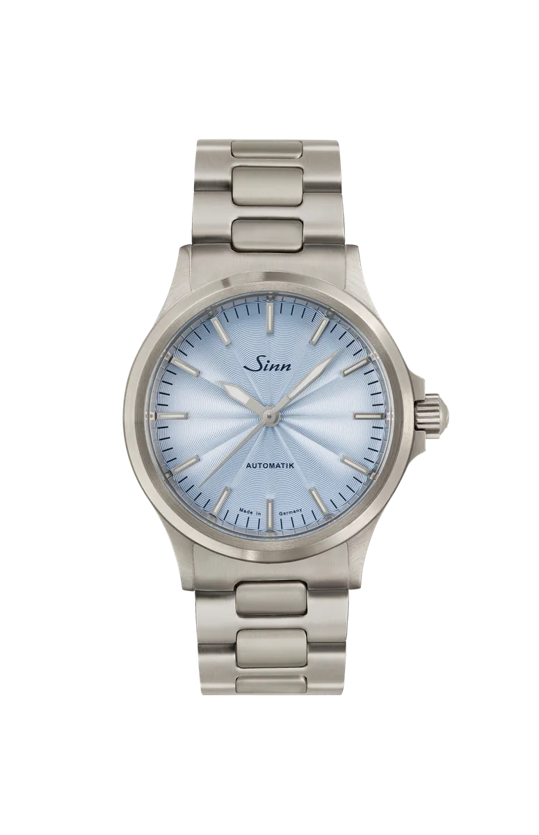 556 Ice Blue selected view
