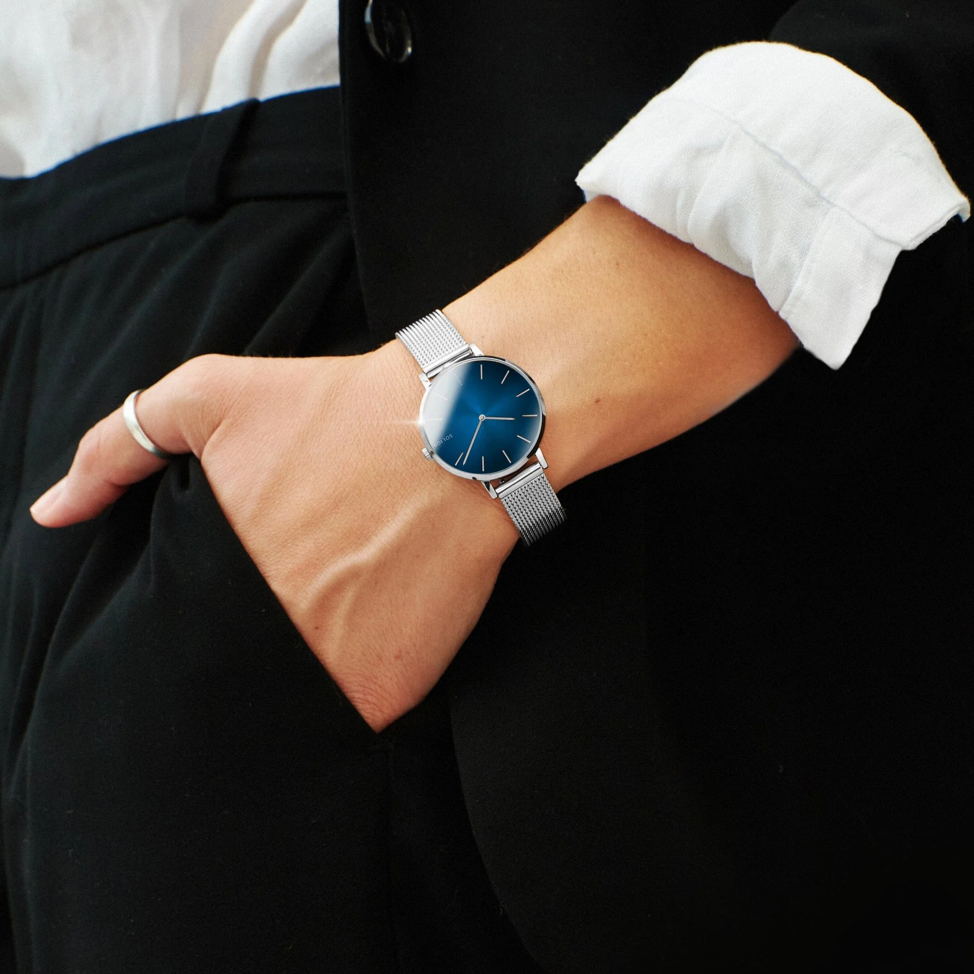 Watch Set - Solar Curve & Mini | Blue Dial - Silver Case | Silver Mesh thumbnail 4