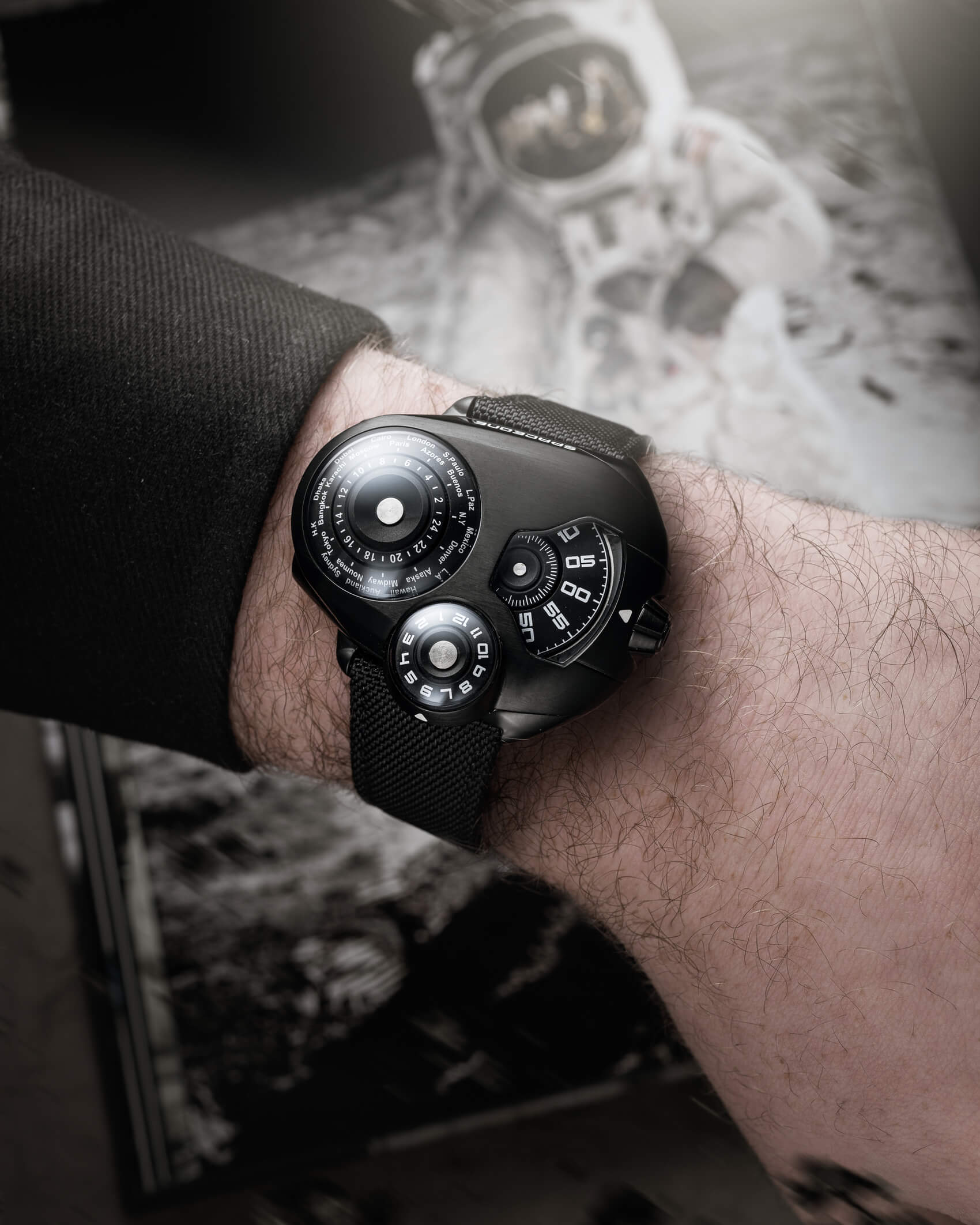 WORLDTIMER BLACK thumbnail 2