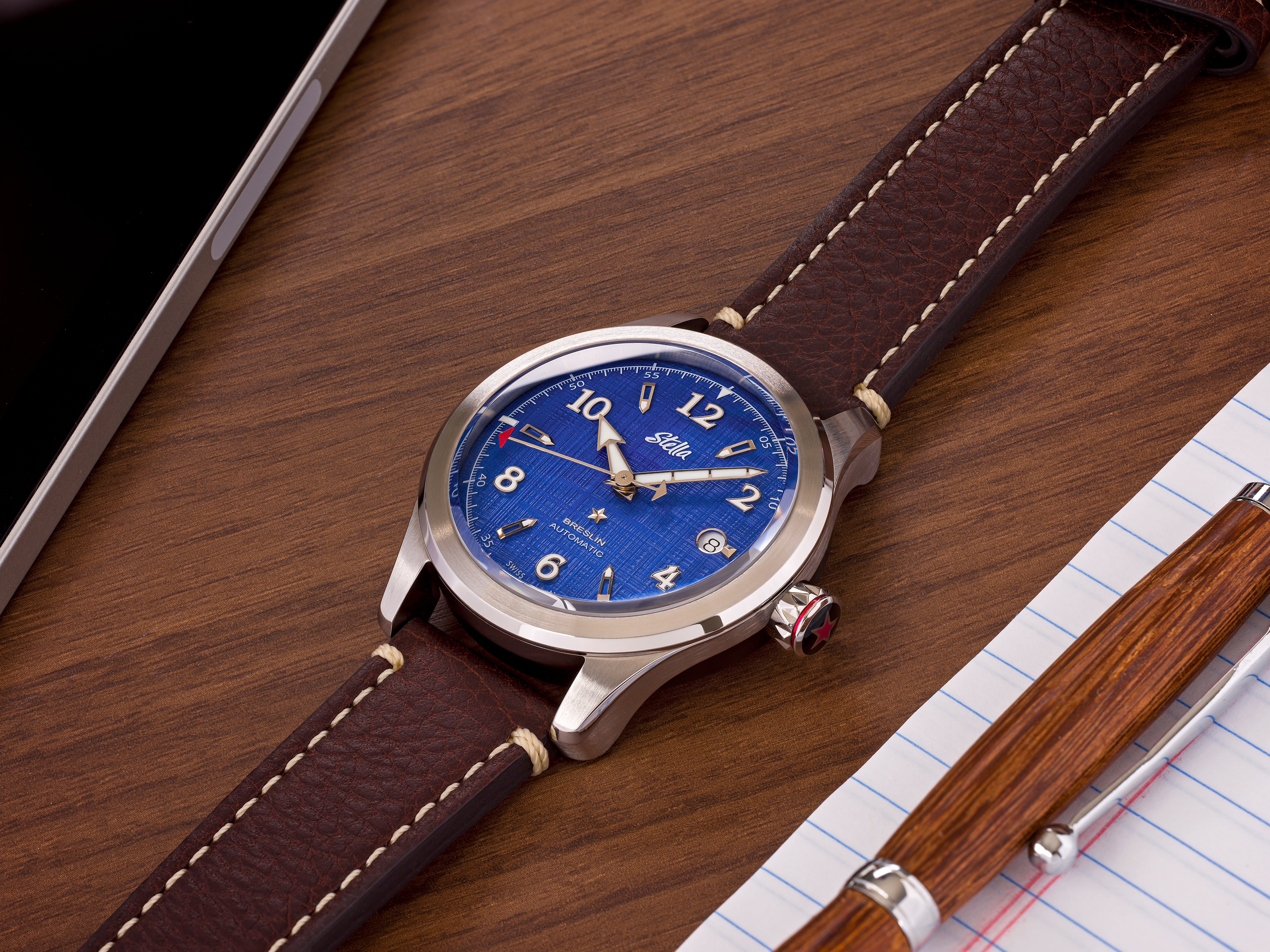 Breslin Classic Blue thumbnail 5