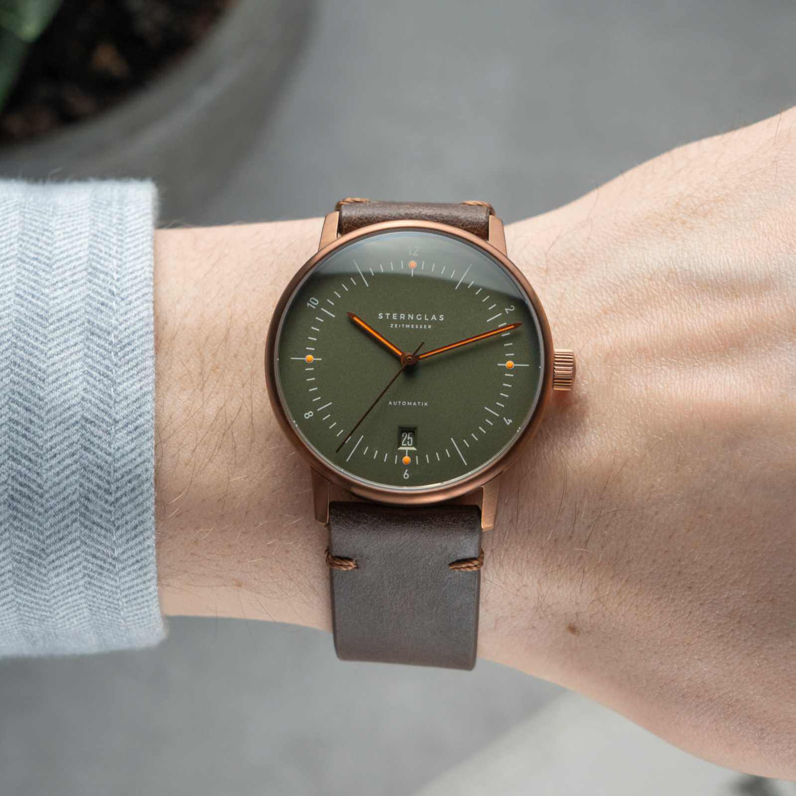 Naos Automatik dark green bronze thumbnail 2