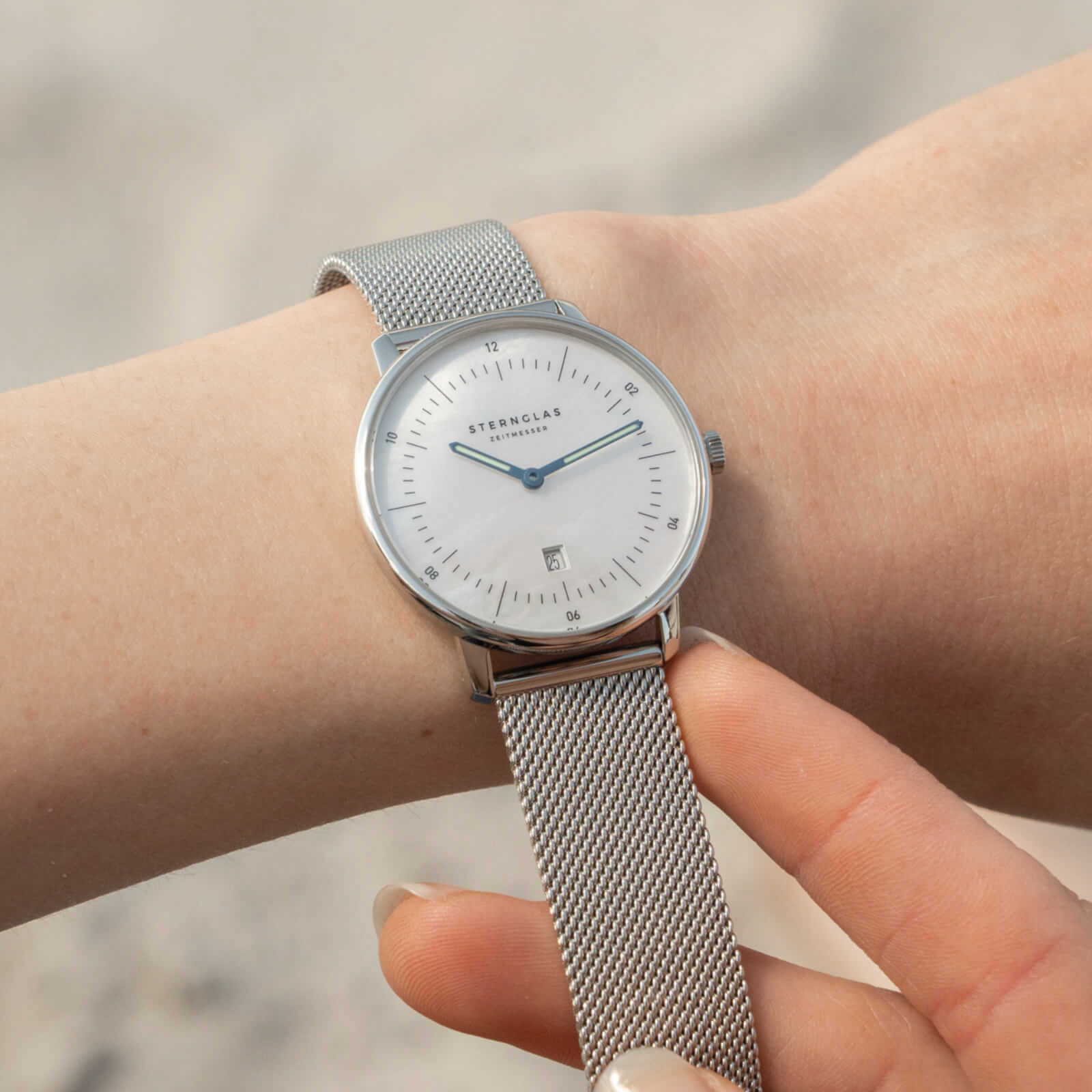 Naos XS Edition Mother of Pearl white thumbnail 2