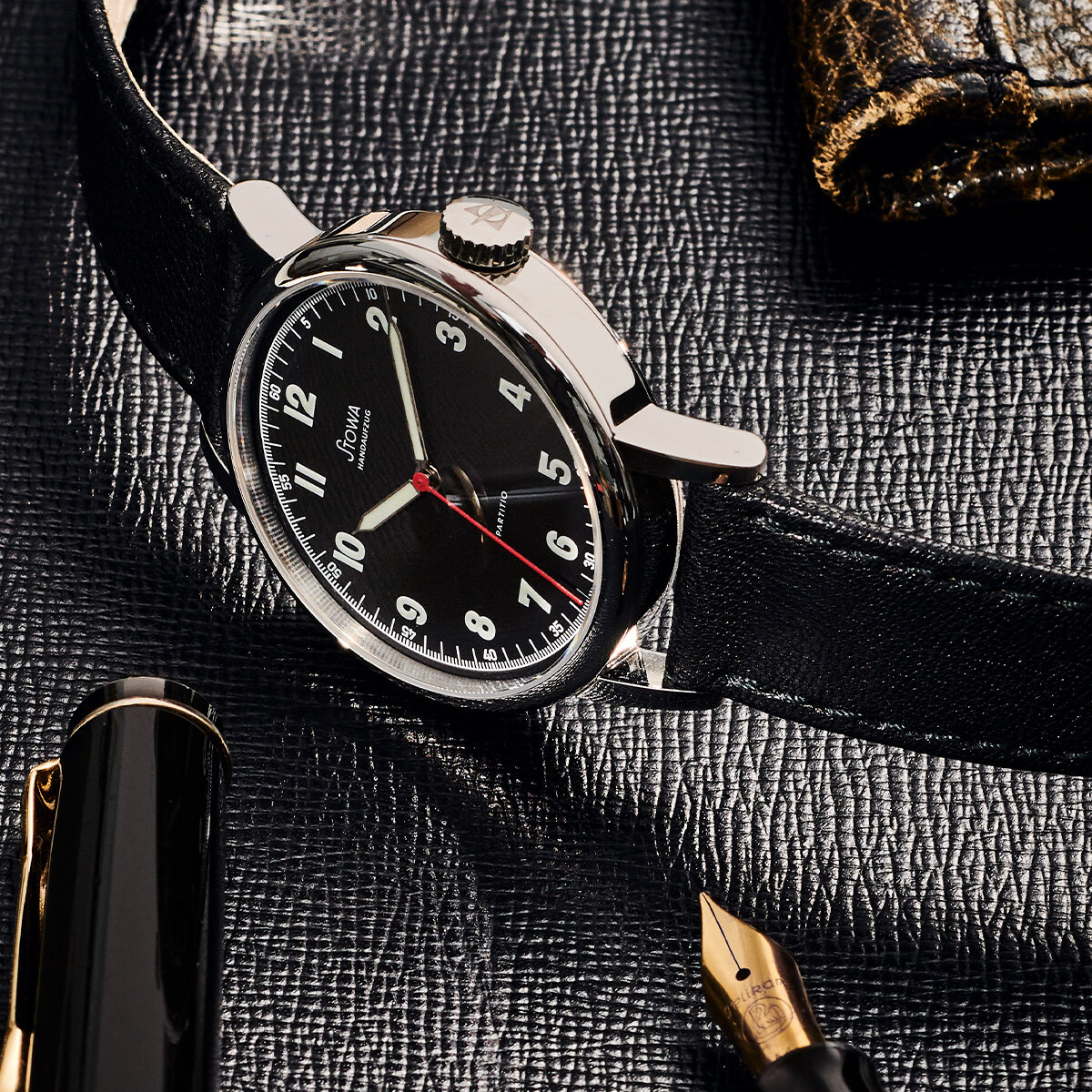Partitio Classic black with red seconds hand thumbnail 4