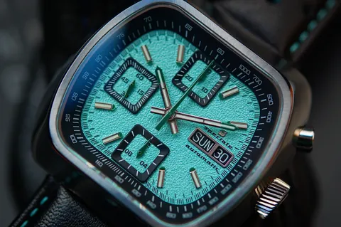 Straton Speciale Automatic or Quartz