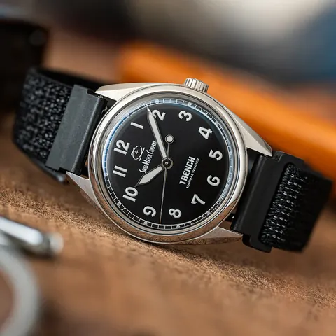 Trench Black
