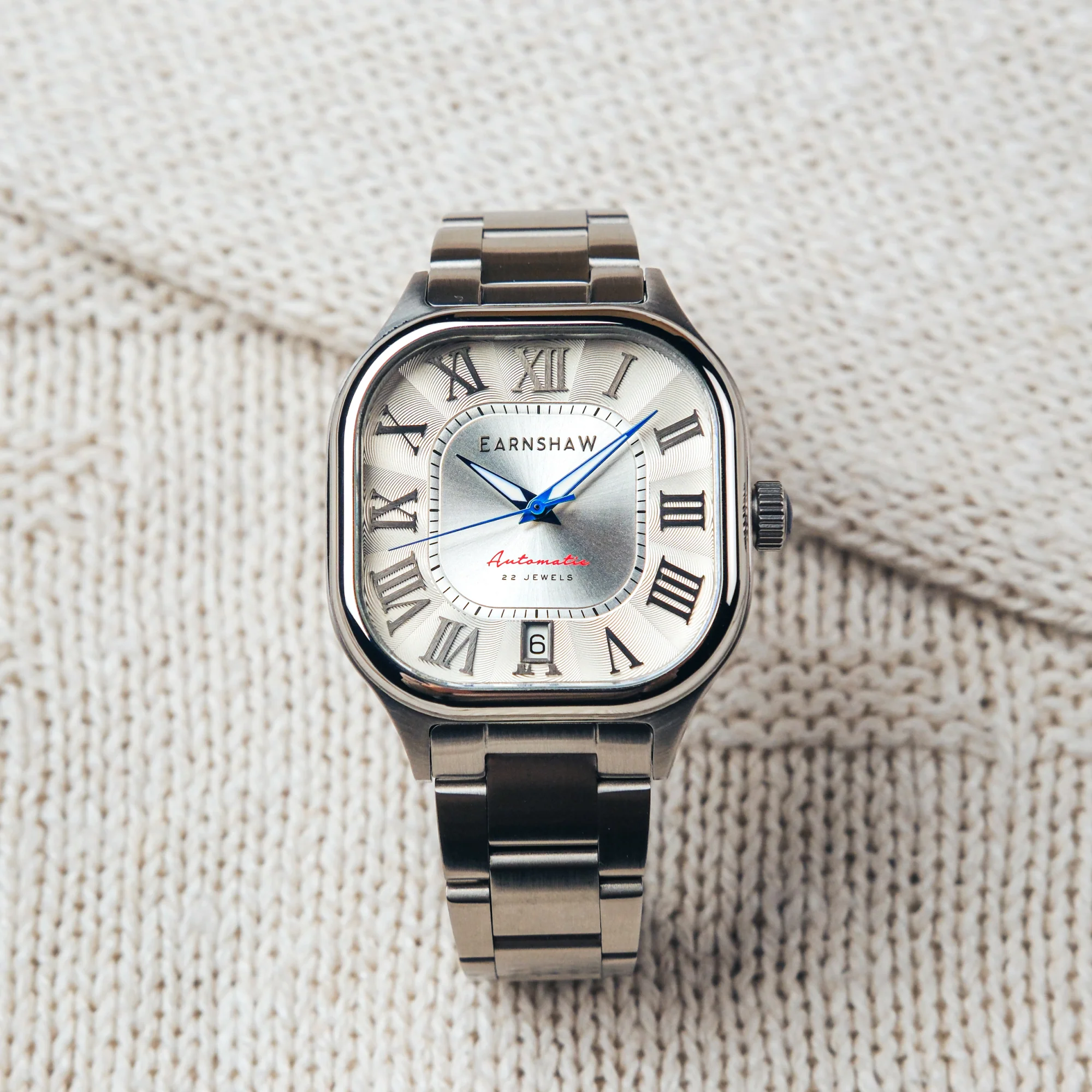 Silver White thumbnail 3