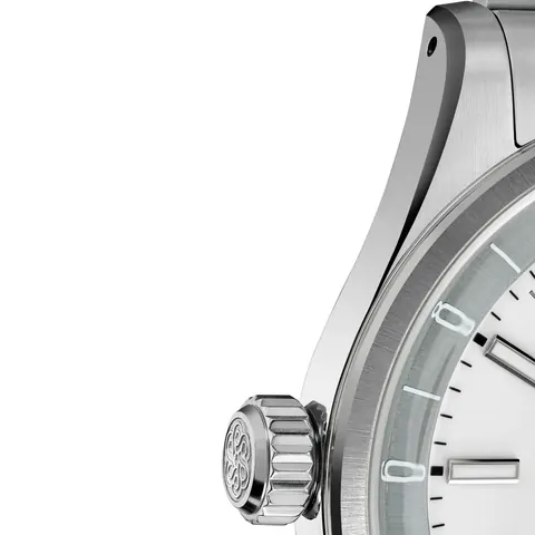 Venturer GMT Arctic White