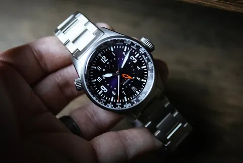Balt-Pilot Worldtimer Raven