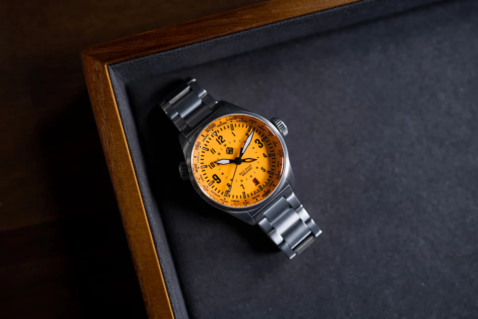 Balt-Pilot Worldtimer Solar Flare thumbnail 2
