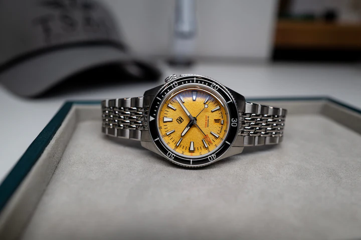 Steel Torsk-Diver Pro GMT 39 -Golden Yellow