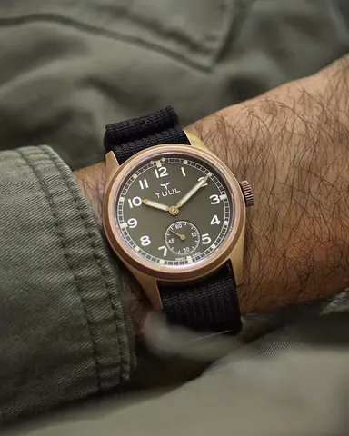 FILTHY 13 - Bronze - Green Dial