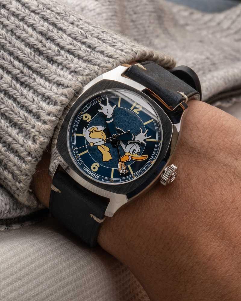 UNDONE Disney Donald Terra GMT Automatic thumbnail 2