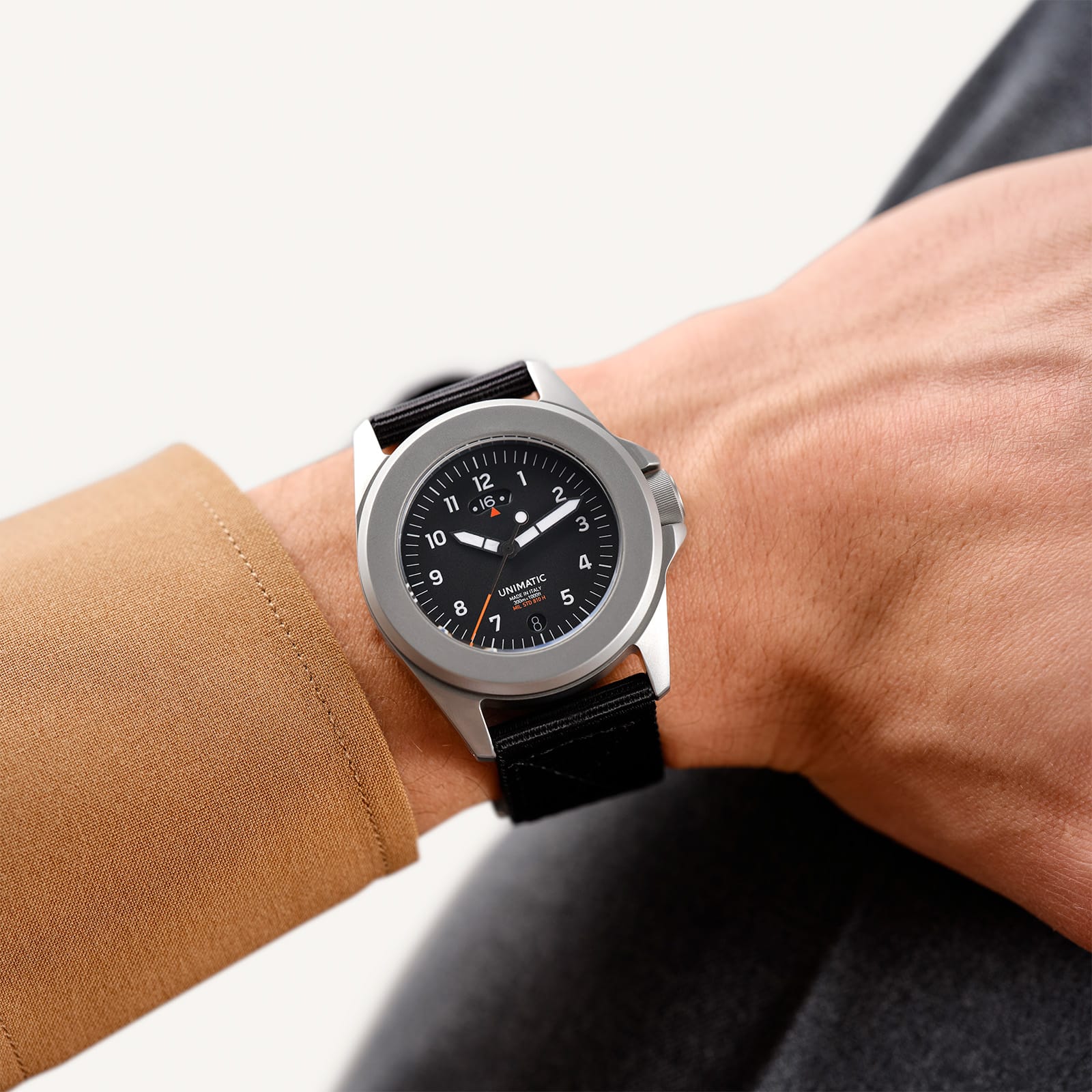 Modello Quattro UT4-GMT Toolwatch – GMT thumbnail 2