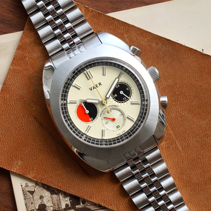 R1 Racing Chronograph Cream - 42mm USA thumbnail 2