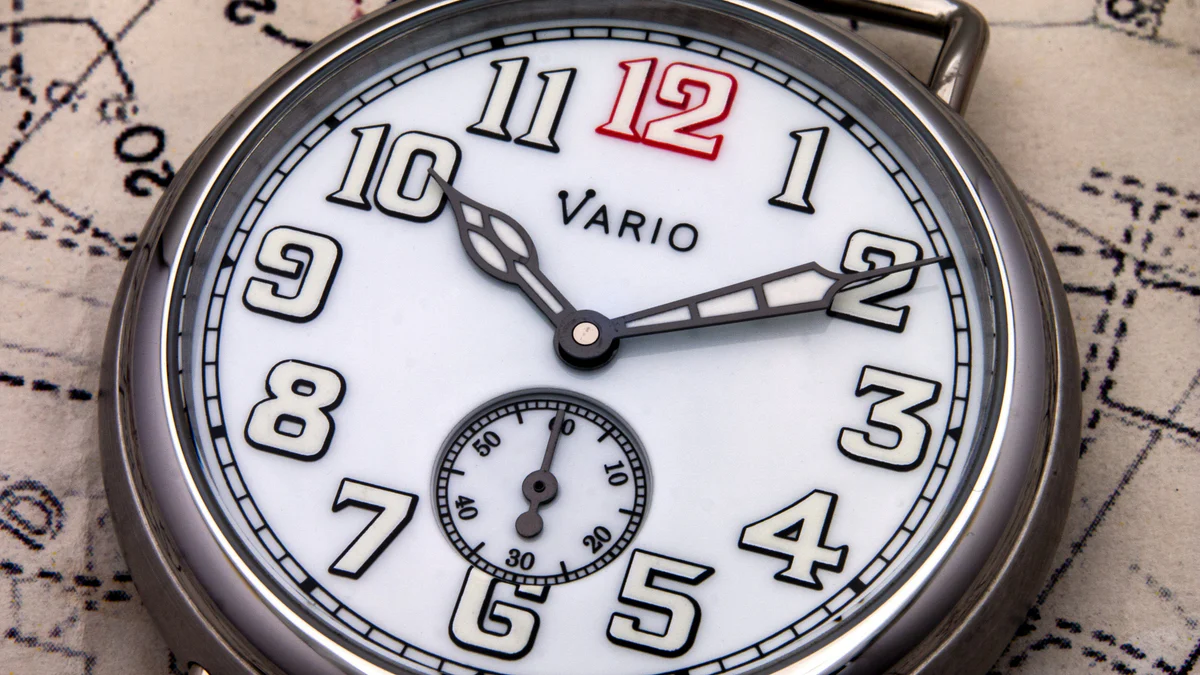 Vario 1918 Trench White Dial with White Lume Watch thumbnail 2