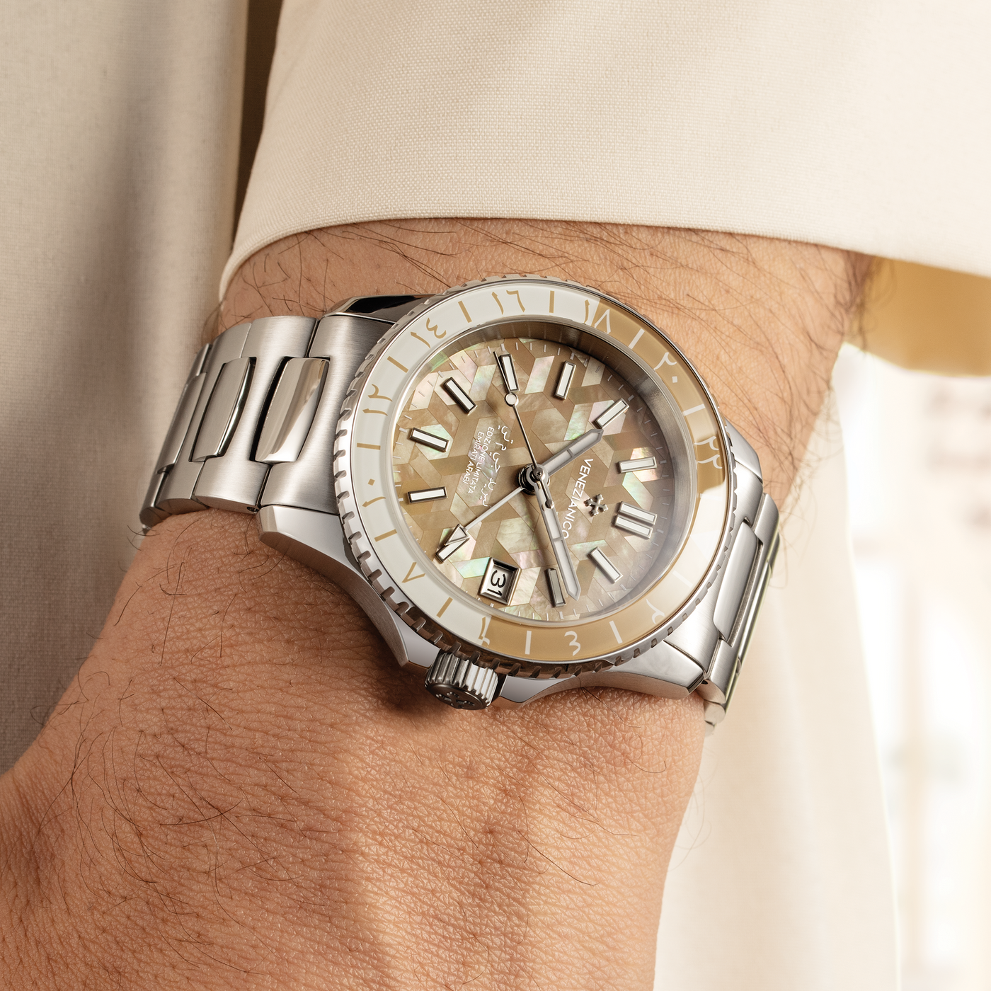 Nereide GMT - Emirates Limited Edition thumbnail 4
