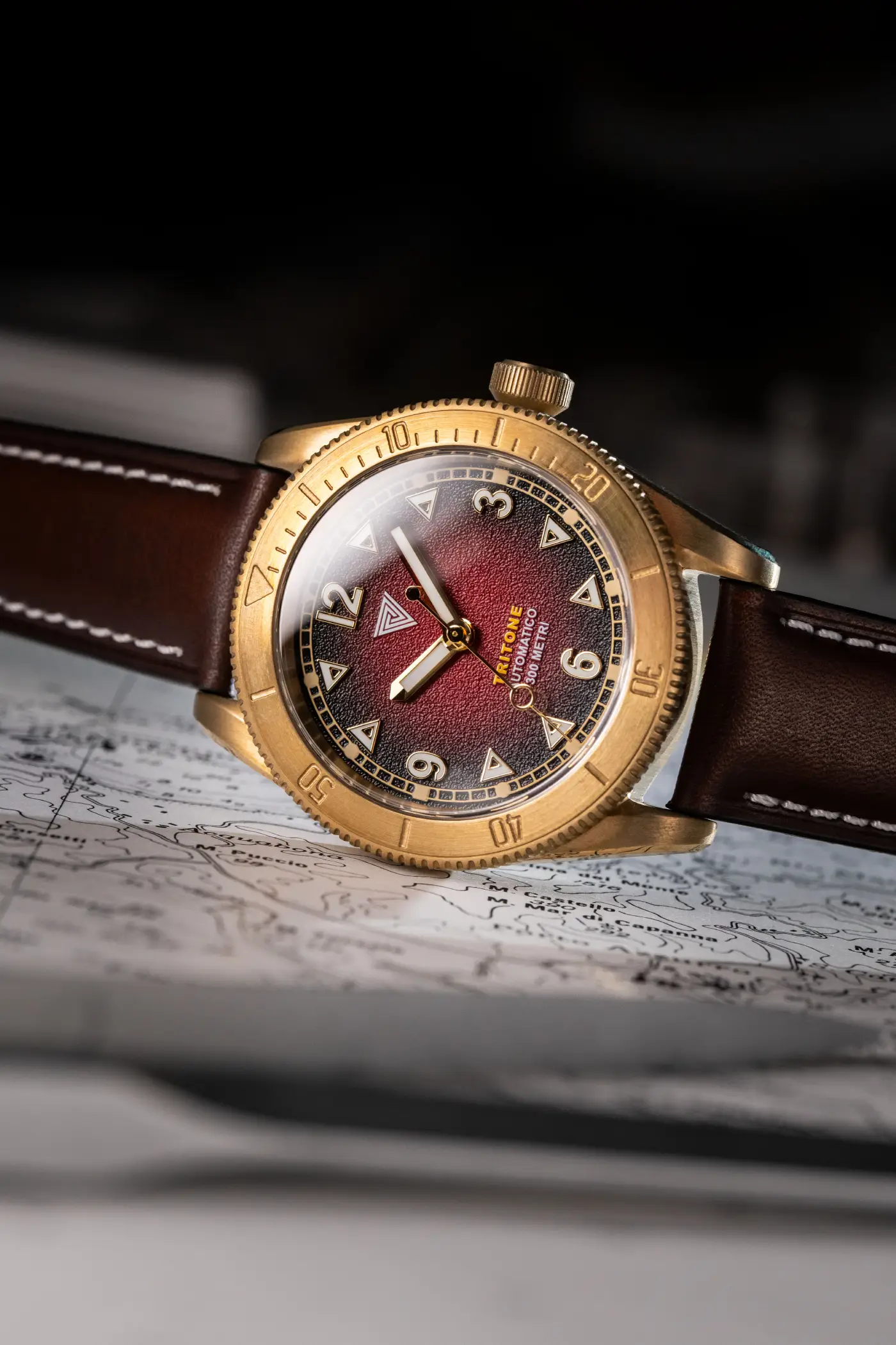 Vertigo Tritone Bronzo Alga Rossa thumbnail 3