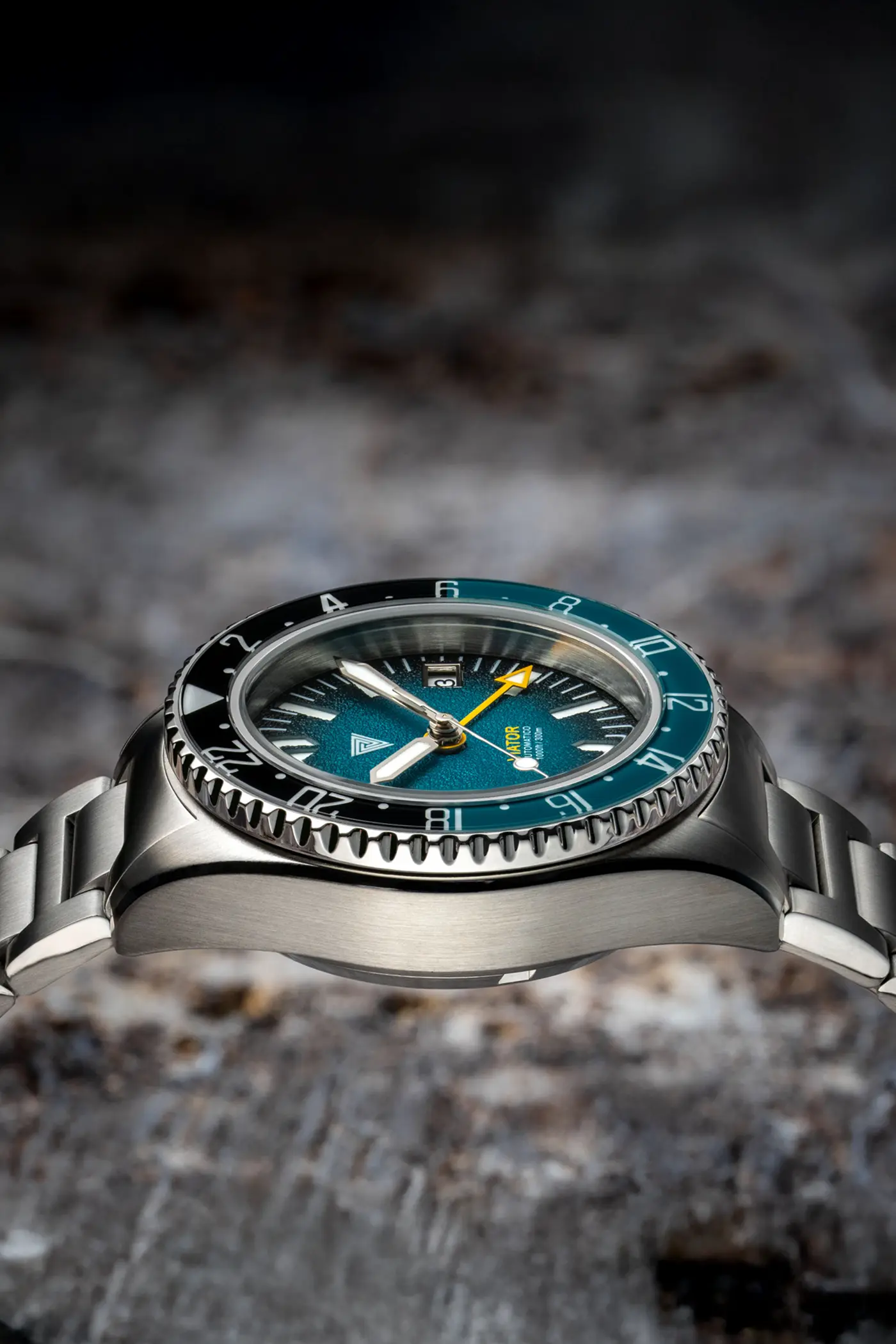 Vertigo Viator GMT The Petrol Green thumbnail 2