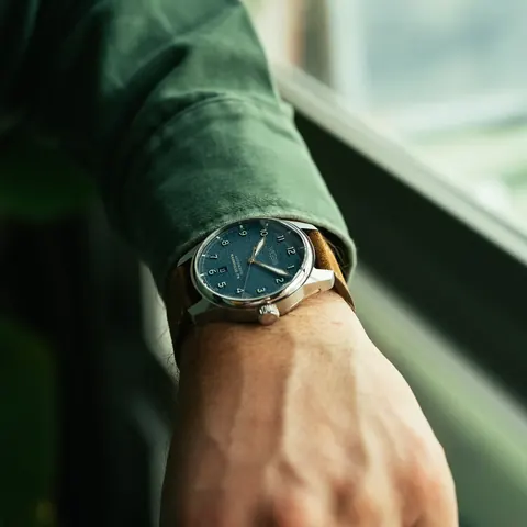 *Limited Edition* 42mm Automatic Issue Field Watch: Textured Denim Dial