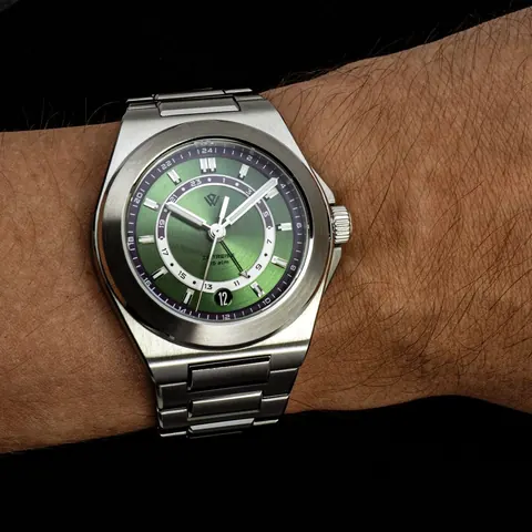 WIC006 GMT Pistachio - 38 mm Stainless Steel Sports Watch