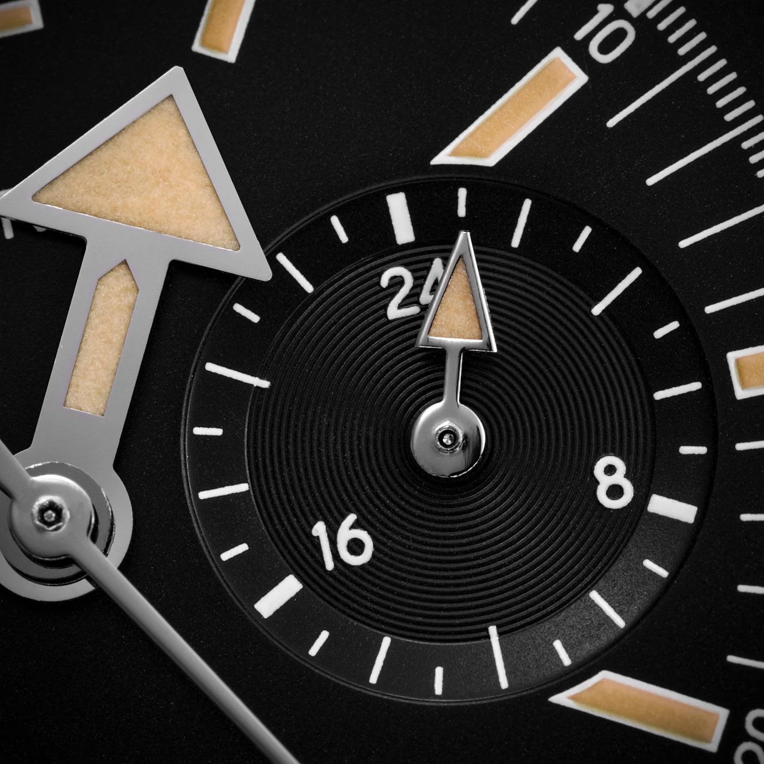 Skindiver WT Chrono-Mecaquartz Black Bezel Vintage Chronograph thumbnail 2