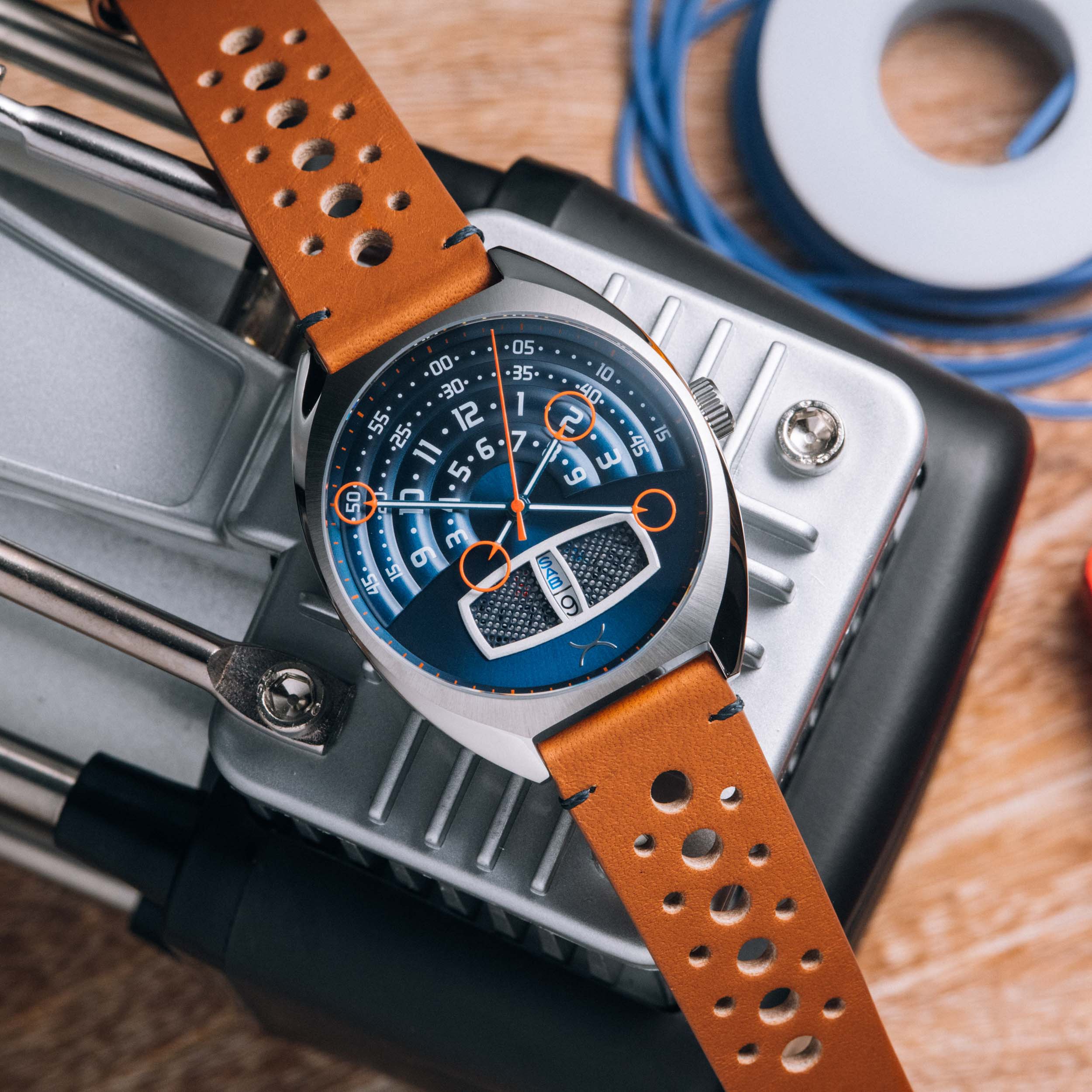 Halograph III Automatic Blue Tan thumbnail 4