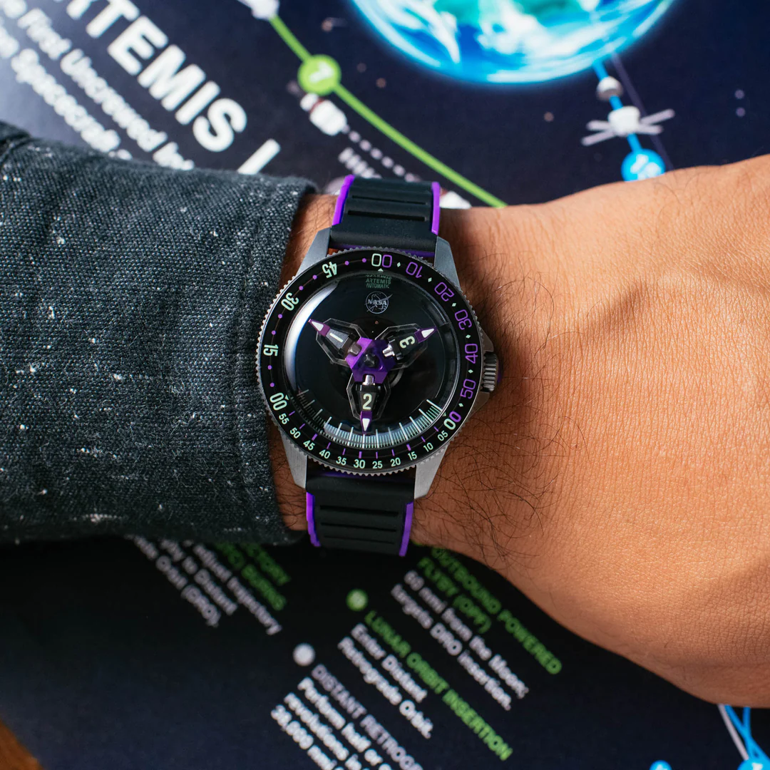 NASA Artemis Tumbler Automatic Flyby thumbnail 2
