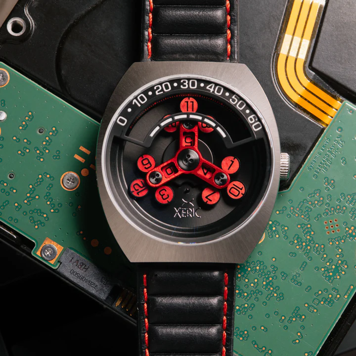 Scrambler Automatic Wandering Hour Silver Black Red thumbnail 2